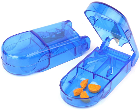 Tragbarer kleiner Kunststoff-Pillenschneider mit Klinge